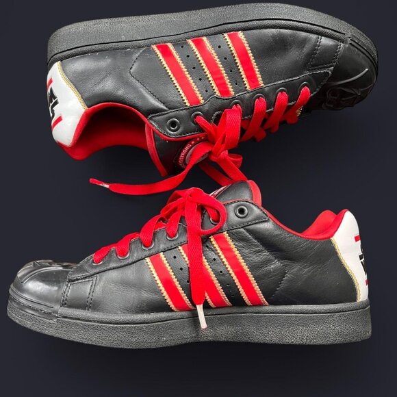 Adidas x Star Wars Darth Vader leather sneakers - Picture 2 of 7